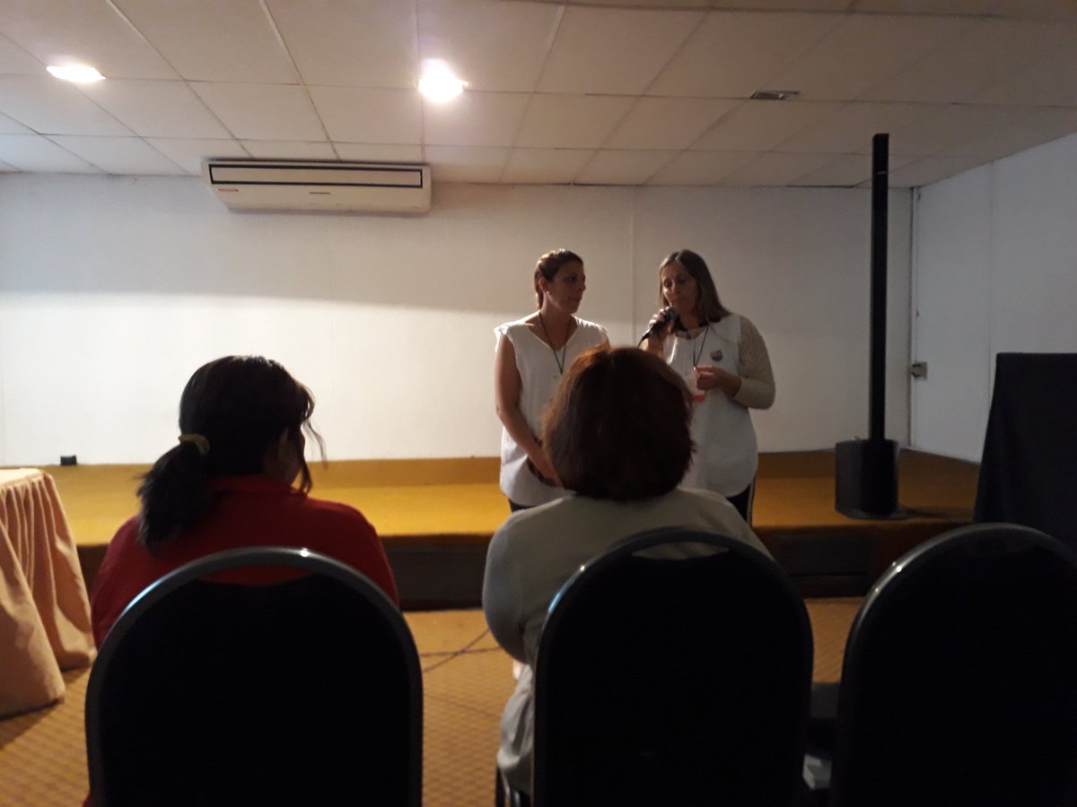 acteba's tweet photo. [AHORA] Estudiantes del Prof. de Educ. Primaria de Salliqueló cuentan  su investigación:  Cartografías Literarias sobre la enseñanza de literatura @BAeducacion @CarolitaR #FeriaDeCiencias2018 https://t.co/YNcVbpFi7t