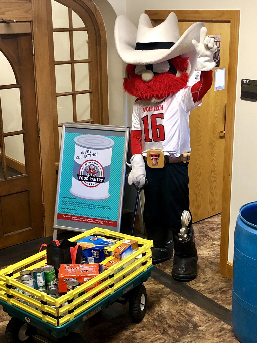 TTURaiderRed's tweet photo. Give to Raider Redโs Food Pantry
https://t.co/uPnqry9hr5 #GivingTuesday https://t.co/Ayy49qeFvE
