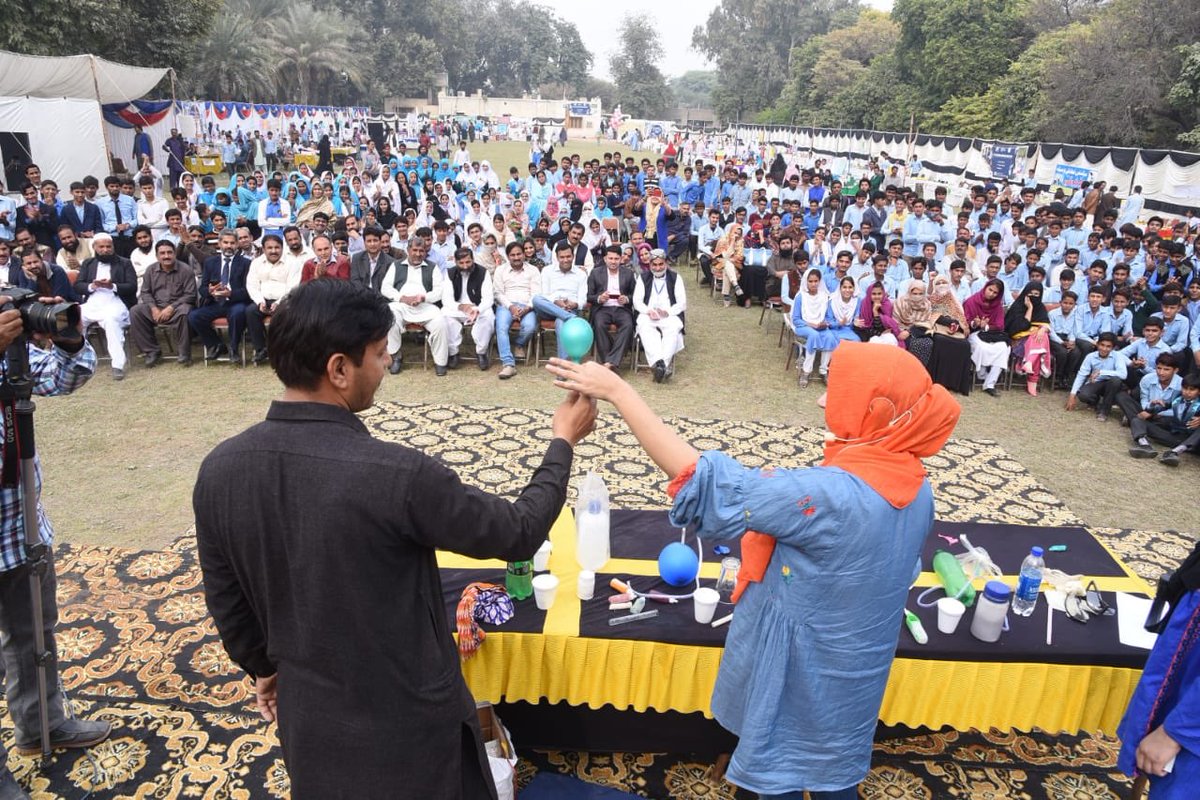 TareenEducation's tweet photo. The response at DAY 1 of Lodhran Science Fair was beyond our expectations. We would like to extend our gratitude to the organising partners @bigbytespk, @MathsSciencePK and all on-board partners who’ve made this event a huge success.

@aliktareen 

#LodhranScienceFair #STEAM https://t.co/VFAZ2HEPJb