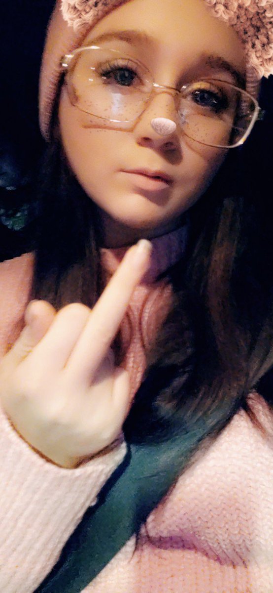 RileyGoddess's tweet photo. I'm hot, your not, shut up and open your wallet. 💸🤷🏻
https://t.co/U9pH0h6Sz5
#findom #paypig
@RT_Mutt @RTPigSammy @bratservice @Rt_Girl8 @rt_feet @RTfucker @finsubRT https://t.co/es83CSUcFj