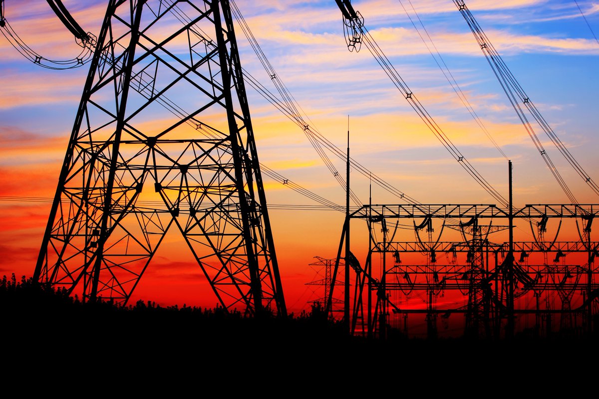 MISO_energy's tweet photo. MISO has selected NextEra Energy as developer on the Hartburg-Sabine Junction 500-kV project. The $115M investment will improve access to affordable energy in East Texas. https://t.co/pkdLDwWBO7 https://t.co/SbgOBYfB1Y