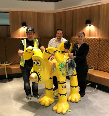 CommTransfer's tweet photo. Following on from our Gromit-hunting adventures, we were very excited to be invited to take one for a walk.
Here's Oceans 2 : Yellow Sub, which we moved from @BristolUni School of Engineering to One Cathedral Square.
#GromitUnleashed #Gromit #Bristol #CommercialTransfer https://t.co/dFdPALRc4p