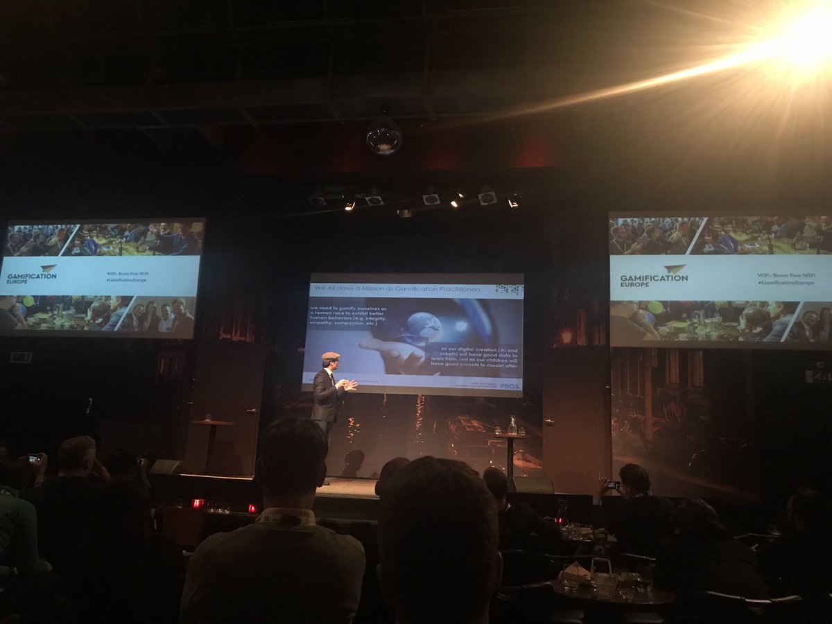 larillala's tweet image. @mich8elwu Michael Wu speech about the futuristico relationship between #humansbehaviour #gamification #bigdata #AI #machinelearning #IOT at #GamificationEurope