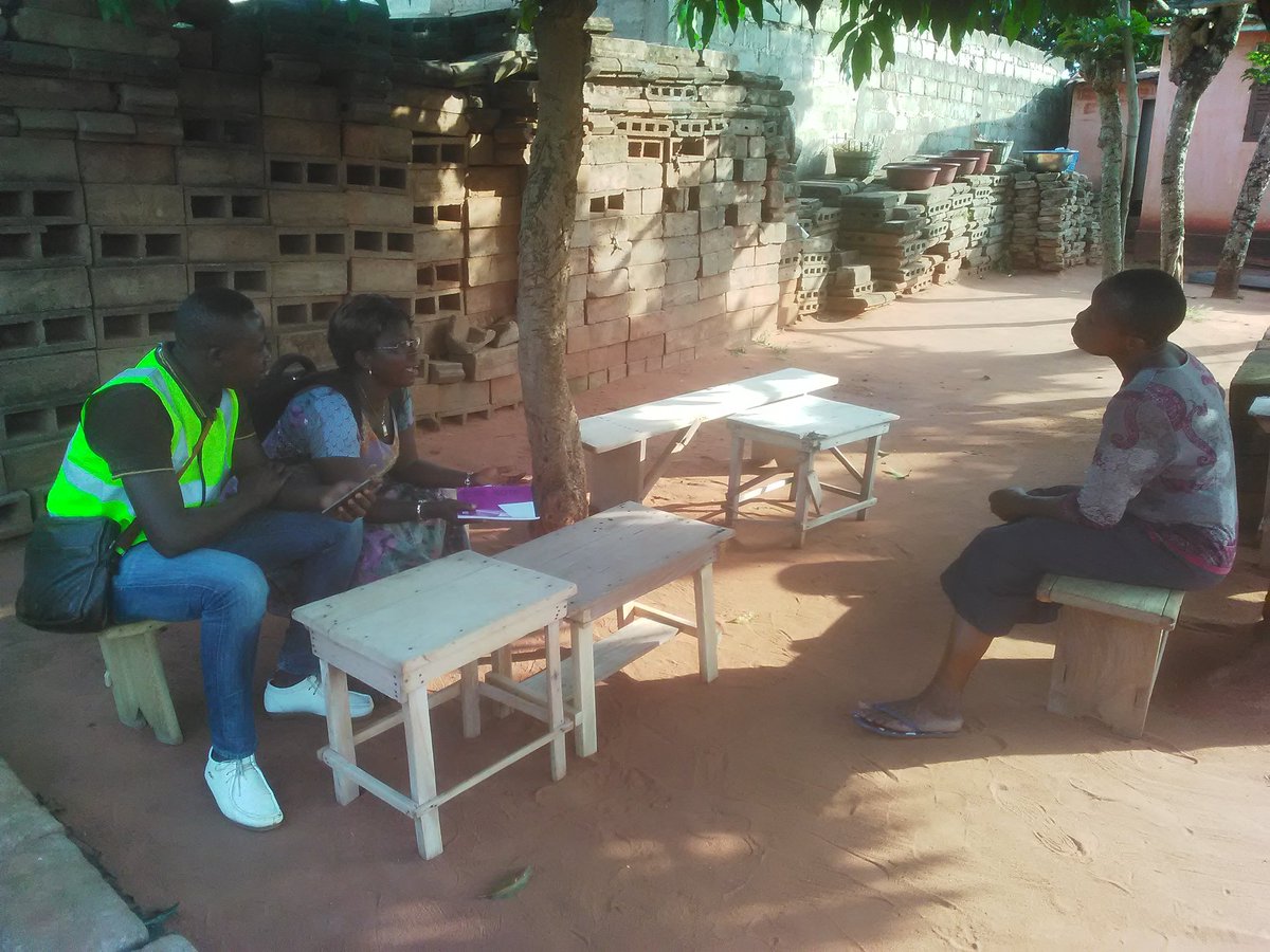 af_ruralwater's tweet photo. Togo, all settled! C'est parti pour l'enquête socioeconomique du #PASPEVO avec @af_ruralwater, #marievogan, @Tkossiwa @Aquassistance @VilleKpalime @EcoConscienceTV @GambetaNews https://t.co/B6RZ5sWPXt