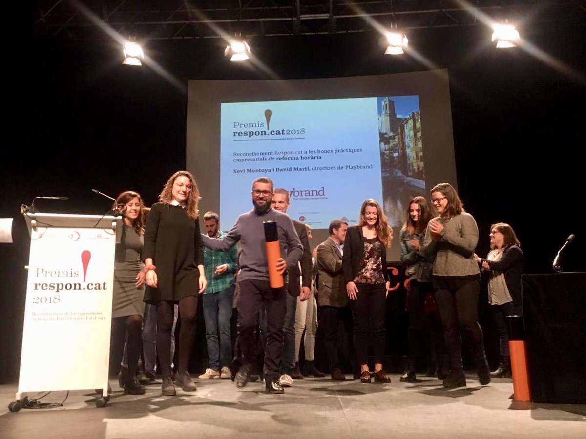 playbrand's tweet photo. Hem estat premiats als #PremisRSE de Catalunya per les nostres pràctiques de reforma horària en la dinàmica de l'empresa 🏅. Moltes gràcies per aquest reconeixement! @respon_cat @ReformaHoraria https://t.co/khqfCiHNHe