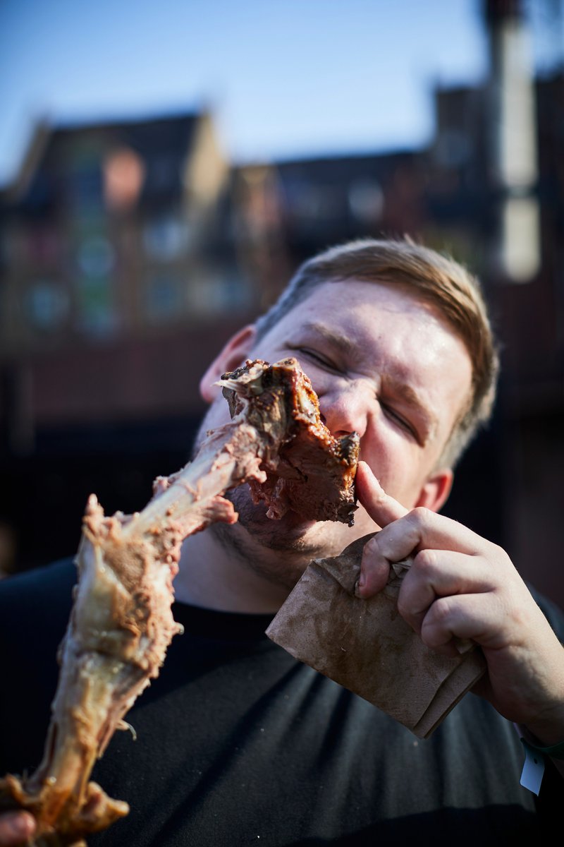 MeatopiaUK's tweet photo. If #Meatopia2018 feels like a distant memory, this will bring the fire back: 2018's photos are live on the website. Head to https://t.co/PknWED4758 to see if you managed to photobomb any shots. https://t.co/SvKc6iNhiX