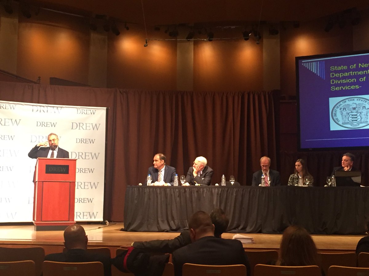 TracyZur's tweet photo. Shared services are a priority for us in Bergen County - helping our towns provide vital services more efficiently. At a panel discussion w @NJDCA exploring how to dive deeper and kickstart important conversations #morewithless #bergencounty #localgovernmentservices https://t.co/Z4sQUih5Qg