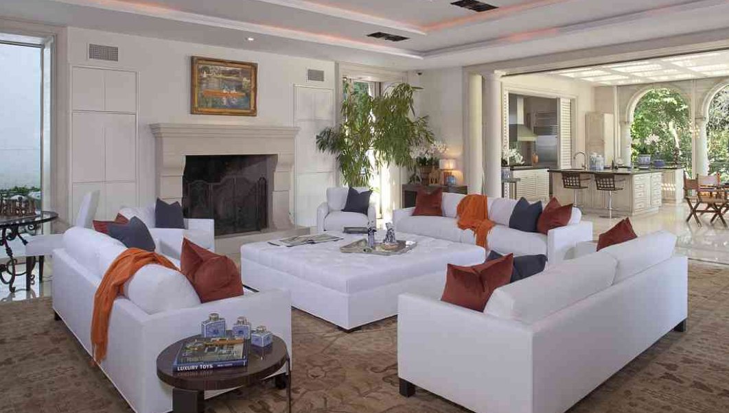 GreatPercent's tweet photo. Statistics compiled by the National Association of Realtors and by staging professionals confirm that staged properties sell more quickly and for higher dollars than comparable vacant homes, or homes that are not staged. 
https://t.co/KfX4aYyQhD https://t.co/20xXEchJbP