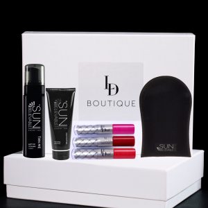 FashionInsight's tweet photo. Leighton Denny MBE launches LD Boutique Beauty Boxes https://t.co/dN3hltajqp @Leighton_Denny https://t.co/QYBOKacp3B