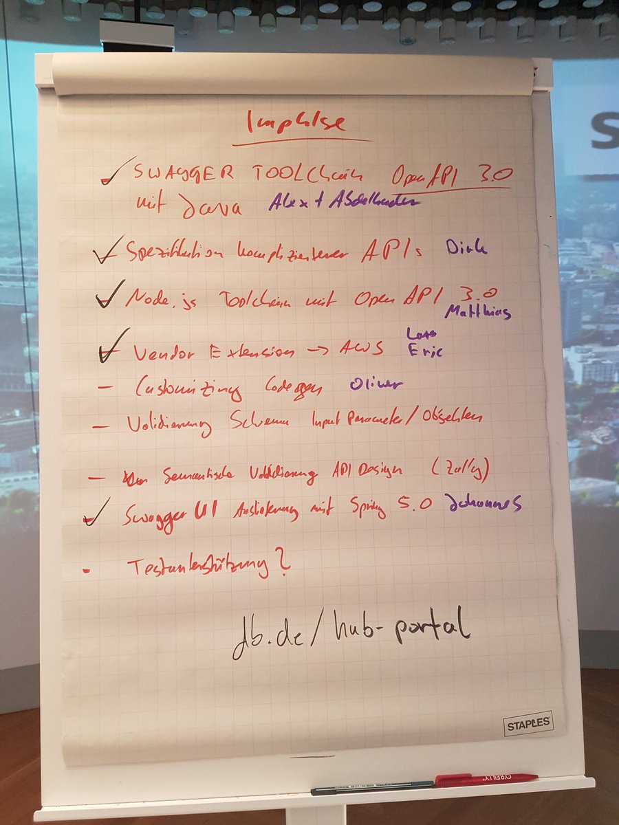 db_rAPIdo's tweet image. Der erste #TechDive hat heute 10 Entwickler zusammen gebracht. Dabei haben wir fünf Themen ausprobiert und hinterher diskutiert, und zwar quer über Abteilungs- und Projektgrenzen hinweg. Tausend Dank an die lieben Kollegen von @DB_Skydeck für die Unterstützung und den Raum!