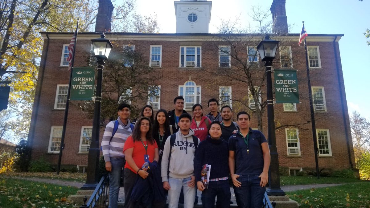 UTEQ_oficial's tweet photo. Felicidades a nuestros 13 estudiantes seleccionados por Proyecta 100, 000, la cual es una beca para que los jóvenes cursen estudios intensivos del idioma inglés como segunda lengua en centros certificados de EE.UU.
 #OrgulloUTEQ #EducaciónQro https://t.co/HgzlUmHOwW