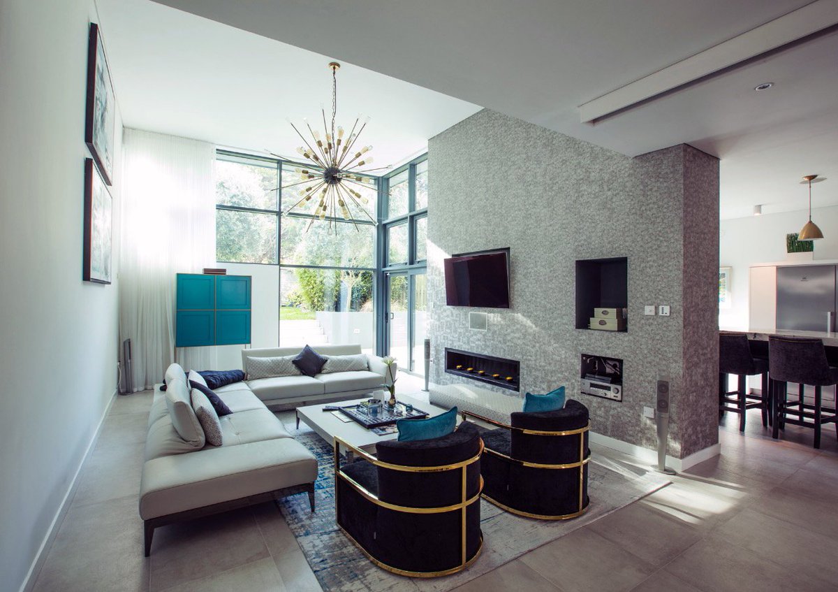 TrustedPeopleIE's tweet photo. A beautiful project from Julianne Bloomer Interior Design.
See more of her work at:
https://t.co/cmtiQ8pWUh
#TrustedPeople #InteriorDesign #Dublin #ArtDeco #Contemporary https://t.co/xm29uKHBmM