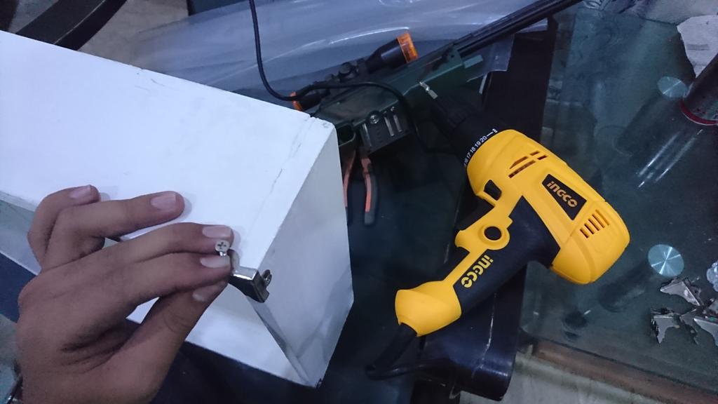 sjrshamsi's tweet image. #100daysofchange
#14th_day
#Mini_Projects

Wooden boxes for exhausts - to be used as wall mounted shelves/frames

Completed...