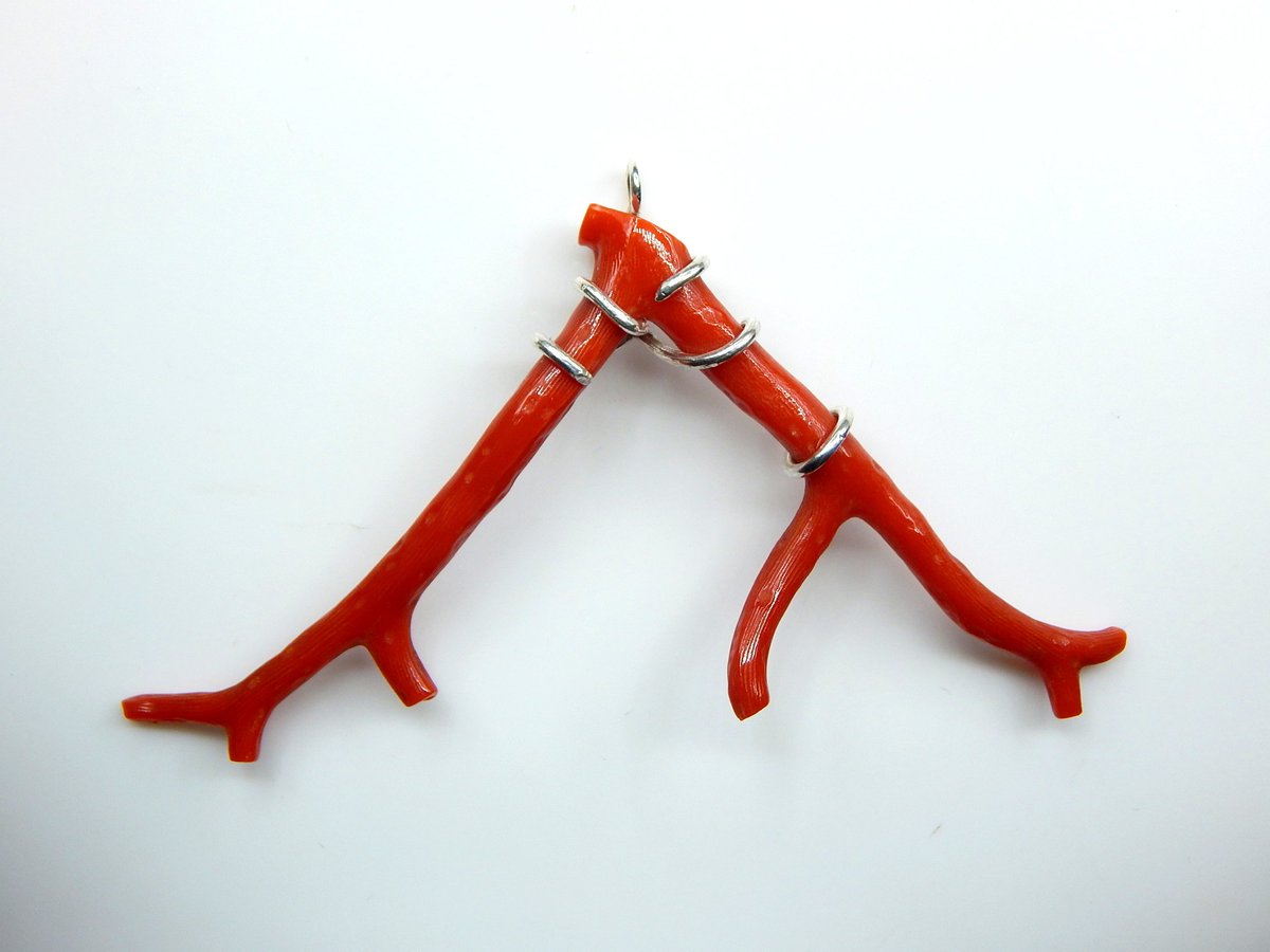 msgemshub's tweet image. 70%off ITALIAN CORAL Branch Pendent, 92.5 Sterling Silver Pendant, Coral Pendent 100 Percent Natural Gemstone.