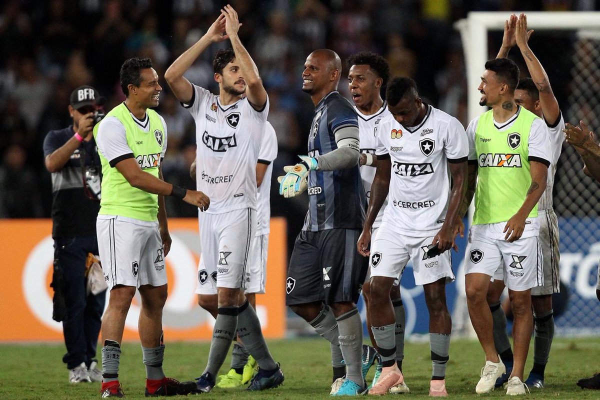 Parabéns pela incrível carreira irmão! Fica seu legado, seus ensinamentos e exemplo que levarei para sempre comigo. #ObrigadoJeff 📸 <a href="/foto_vitorsilva/">Vítor Silva</a>