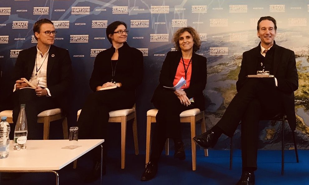 ClimateSt's tweet photo. Great #GreenTagging panel at #GRT2018 with
@EU_Commission @NVJRobins1 @Swedbank @HSBC @Hermesinvest @natixis @UNEP_FI
Concluded that half #EU banks are newly halfway there to develop a form of #green tagging and interest very high in #eefig and related taxonomy work https://t.co/n5m8hCQ96h