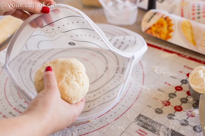 You can’t go wrong with <a href="/OXO/">OXO</a> baking tools! I use them for all my baking during the Holiday season. AD bit.ly/2DNz9Uh  #OXOBetter