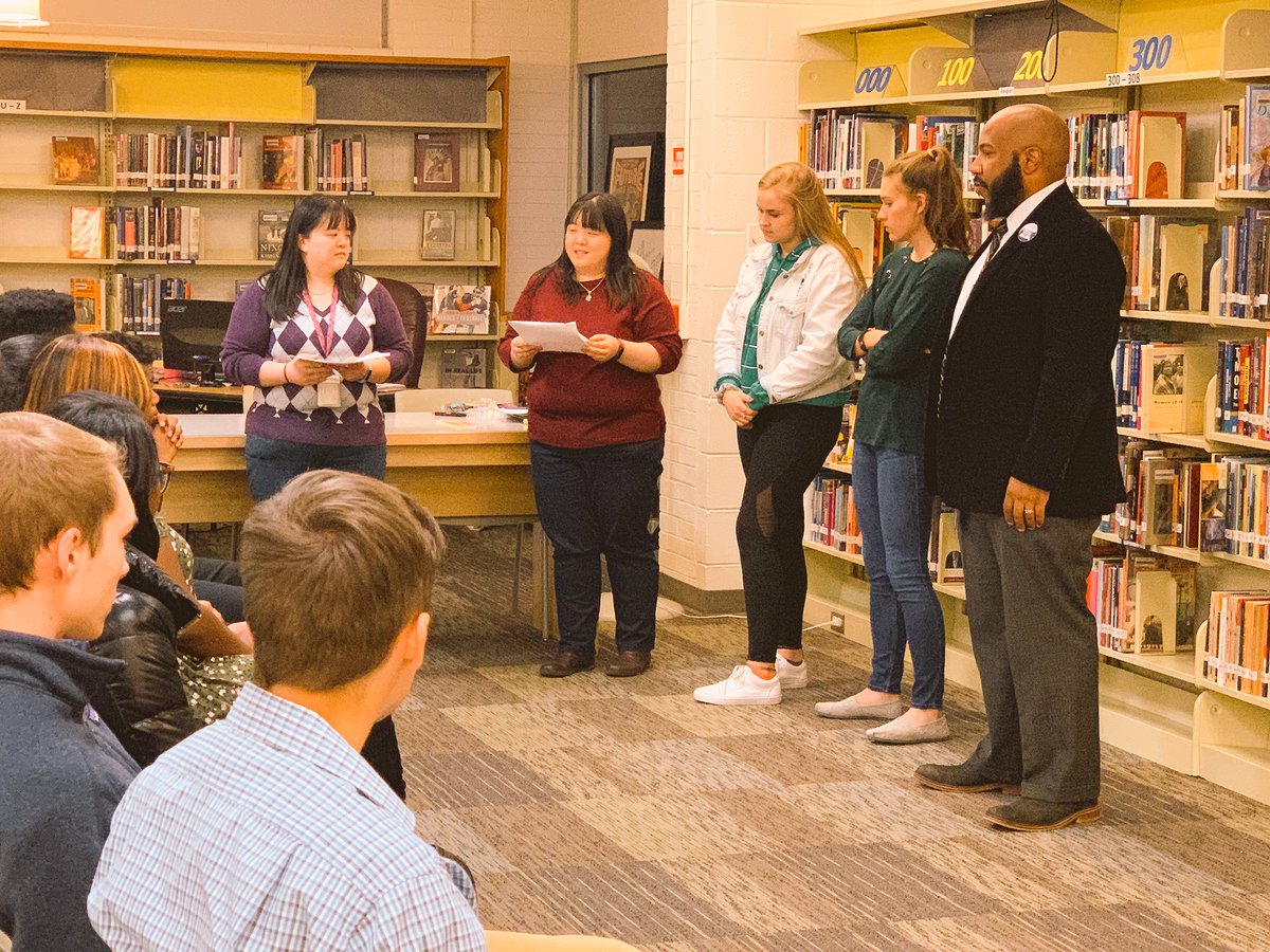 RobertLStevens's tweet photo. Congratulations to the newest inductees of @VHS_BlueDevils Chapter of the Science National Honor Society! @VHS_DevAdvocate #THISisVarina #VHSScience #AllIn https://t.co/1BH9o0EzJi