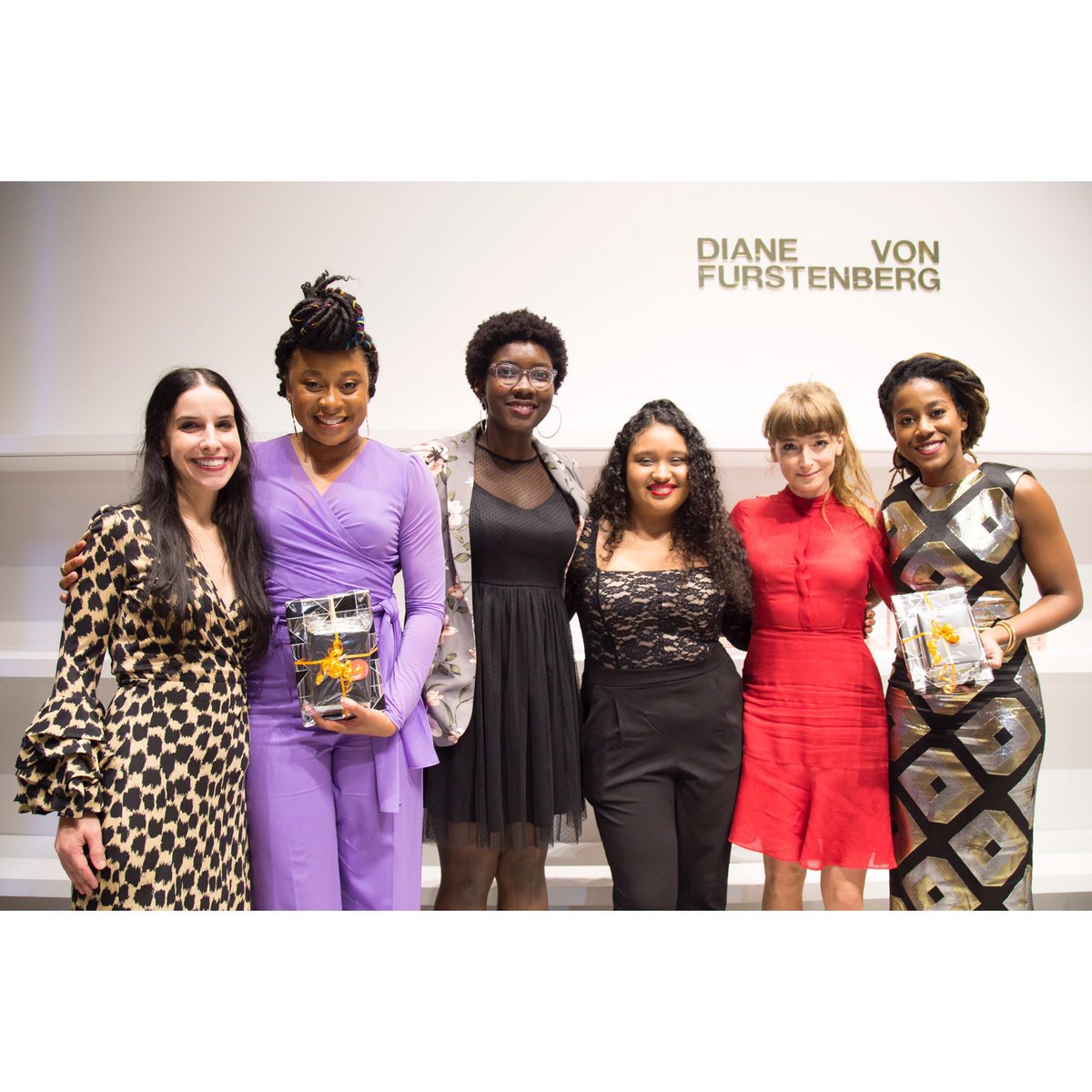 girlswritenow's tweet photo. "Women writers are continuing the brave act of sharing their stories about immigration, gender identity, race... – and the world is better for it. It’s not easy and we need your voice at the table." - Our founder Maya Nussbaum. #GiveWriteNow #GivingTuesday https://t.co/urjfskMp5e https://t.co/rpbNFYVBpz