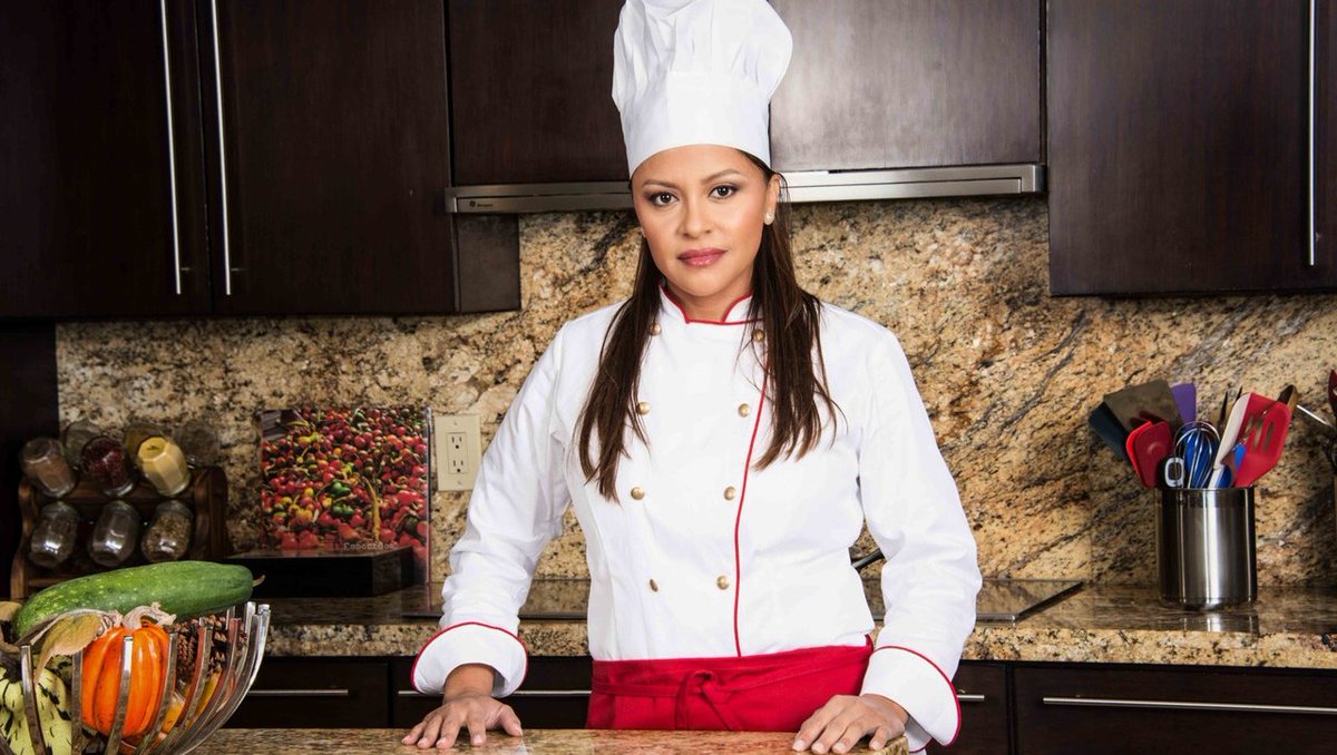 ChefMarthaK's tweet photo. Iโm the Top Chef for Kids ๐ฉ๐ป๐ณ Iโm their voice, their likes and their concerns when it comes to eating ๐ฅ I introduce dishes that will not scare them, but invite them to try new things.
Are you ready to #rethinkfood with us? @ChefMarthaK #BossChef #CoolinaryFun https://t.co/6PfOchVXd2