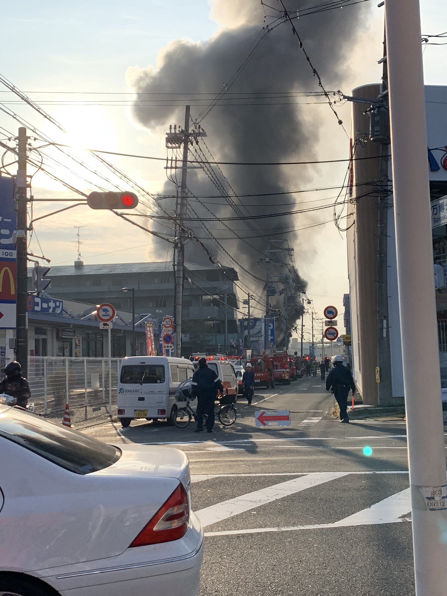 コーナン千里山田店で火事がありました 保管されていた使用済みのボタン電池の問題の可能性が高いようです スイタウェブ