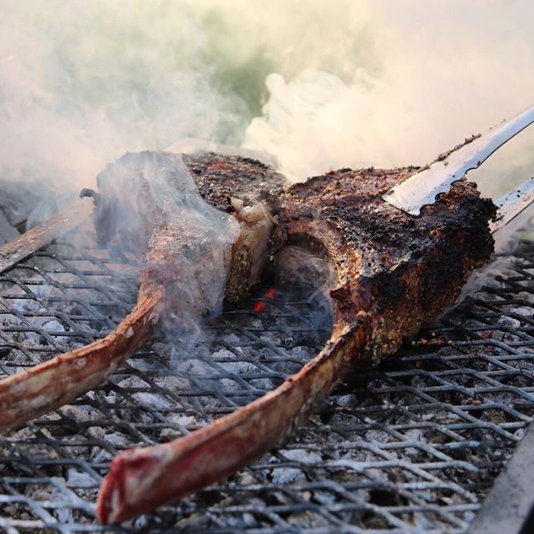 Have you experienced our #TomahawkSteaks yet? Let us know below. 👇  Shop here: bit.ly/2GkSAR2 📸: foodiefrenchie #onlineorder #freshmeats