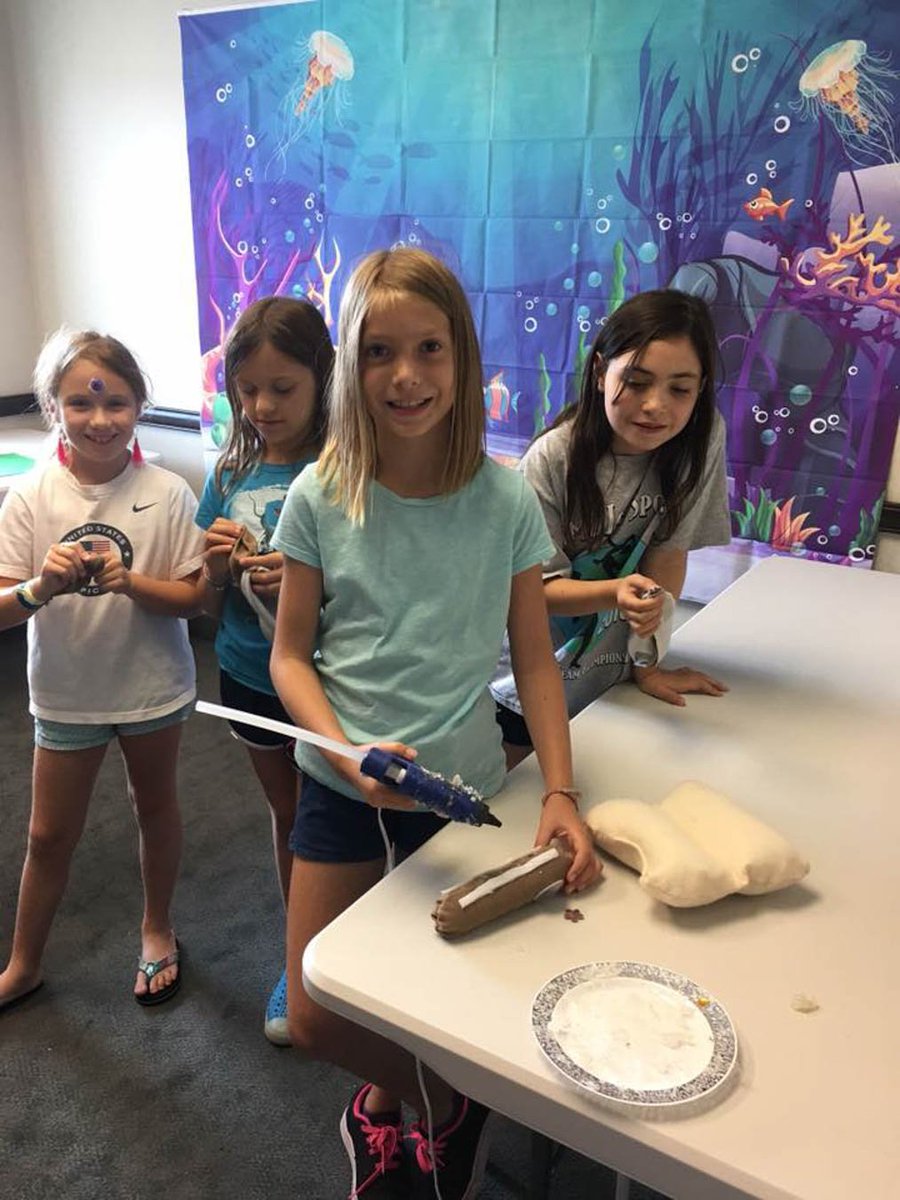 DesignersTrudi's tweet image. What can #TrudisDesigners assist you with today? We look forward to providing the best service for all your needs. Give Us A Call at # (508) 413-6874 today! #CreativeSewingProject #FashionDesigns #ChildrenSewingDesigns #Marlborough01752 bit.ly/2y7ptj5