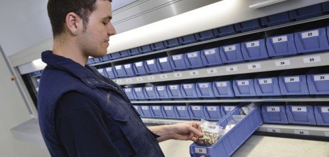 KardexRemstar's tweet photo. BONUS #TipTuesday - Stats all folks! Keep track of #inventory counts regularly to avoid a timely and costly year end physical inventory. Learn more on the blog: https://t.co/DgbSe5rnjC #55tips https://t.co/RoiAPN8CJE