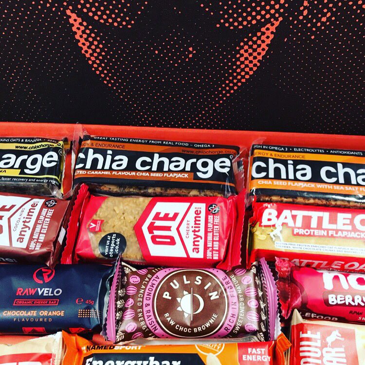 komfuel's tweet photo. Putting a spring in to someone's sessions👌a great selection of bars for this athlete shipped straight through their letterbox - personalise your fuel pack today @komfuel
·
·
·
#fueltorule #sportsnutrition #protein #chiaseeds #energybars #personalised #fuelpack #vegan #vegetarian https://t.co/w6Nrc61Co1