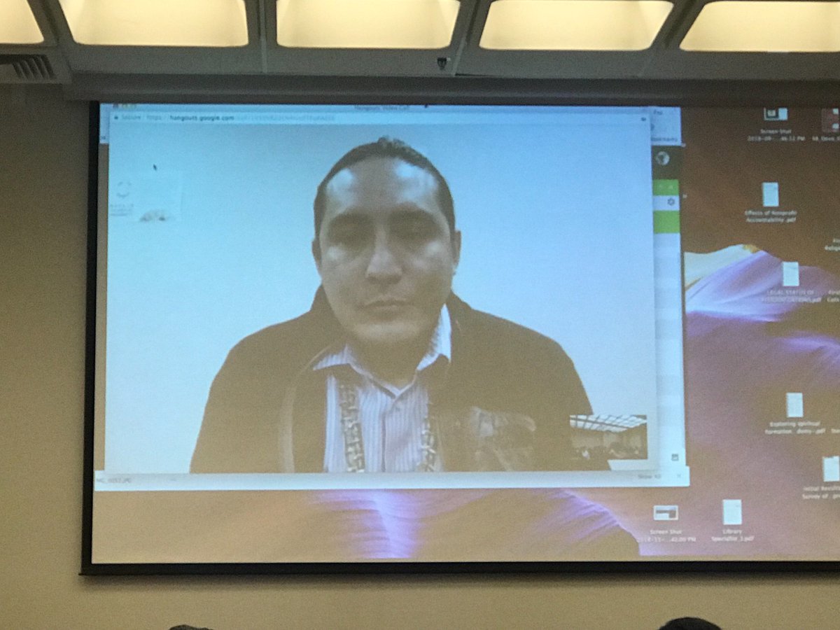 FresnoITS's tweet image. FCSS library workshop author @SkypeClassroom with @DanielVandever #fallinlineholden
#librarians @FresnoCoSS