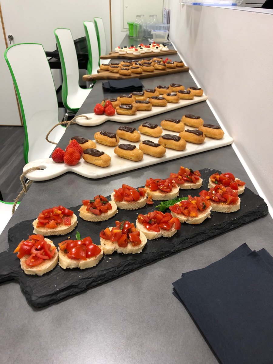 JamesCowperK's tweet photo. Thank you ⁦@Cuttingedge228⁩ for the amazing food at tonight’s event #reading 🍤 https://t.co/FgZnZHFYCP