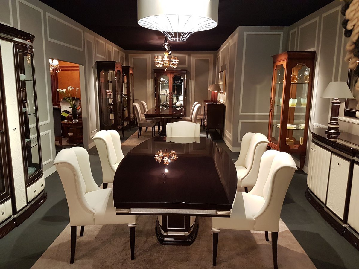 Venicasa1's tweet photo. The Ultimate Selection of Authentic European Designer Brand Furniture store VENICASA has a brand new website.  Check out our newly design site to Experience "Supreme Luxury". https://t.co/87CFBTXdc0 #Venicasa #europeanfurniture #elegant #Interiors #luxuryfurniture #luxuryliving https://t.co/Lxh4yewAdl