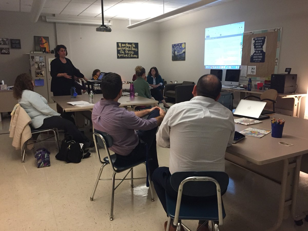 Meghan de Leon tweet media