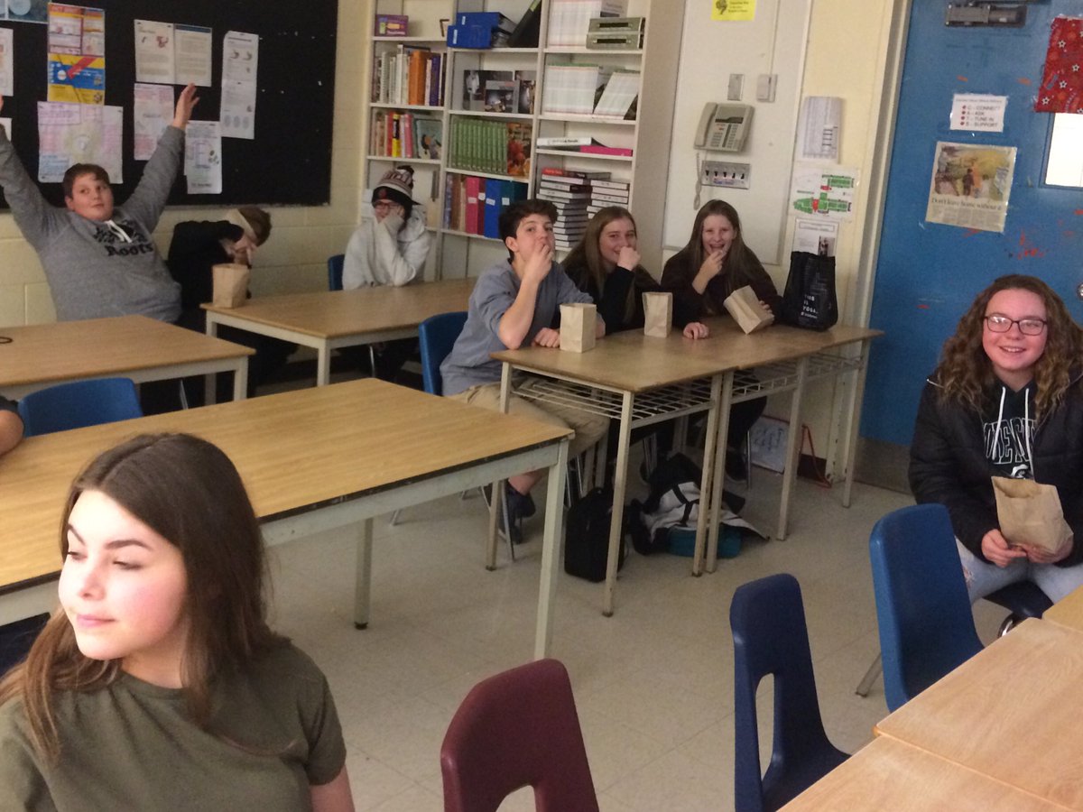 Another successful Gr.8 day in Eastview’s Family Studies classroom. Popcorn mania!! <a href="/SCDSB_Schools/">Simcoe County District School Board</a> <a href="/EASannouncement/">Eastview Announcements</a> @EASHappenings