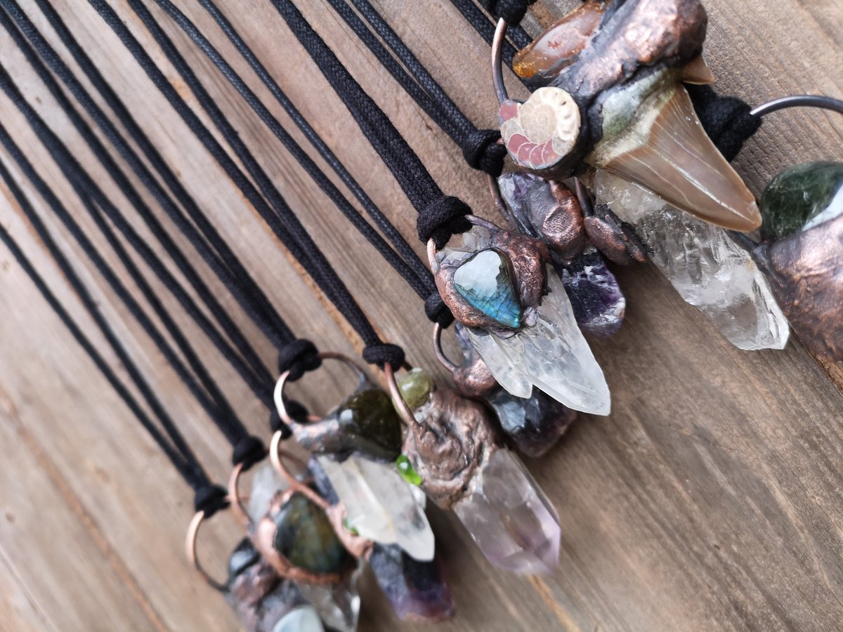 NaheleDmdlEst's tweet photo. Bijoux en pierres sur cuivre
#electroformedjewelry
#electroformed
#electroforming
#creatricefrancaise
#madeinfrance
#creationfaitmain https://t.co/eyyA0mSHuk