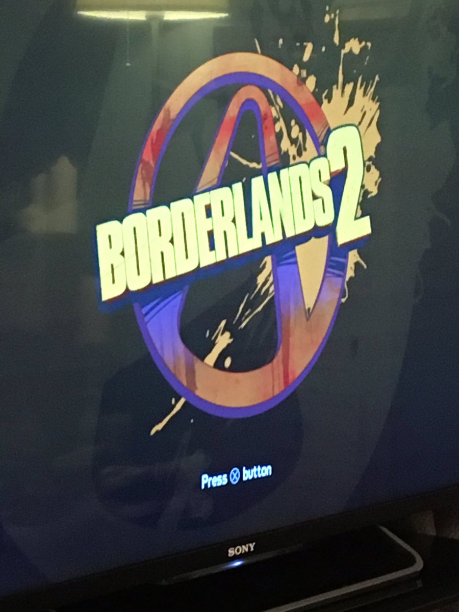 RosySmudge's tweet photo. Stress relief #shootingstuff #ps4 #Borderlands #wishtheydbringoutanewone https://t.co/bFOhZ4CNaZ