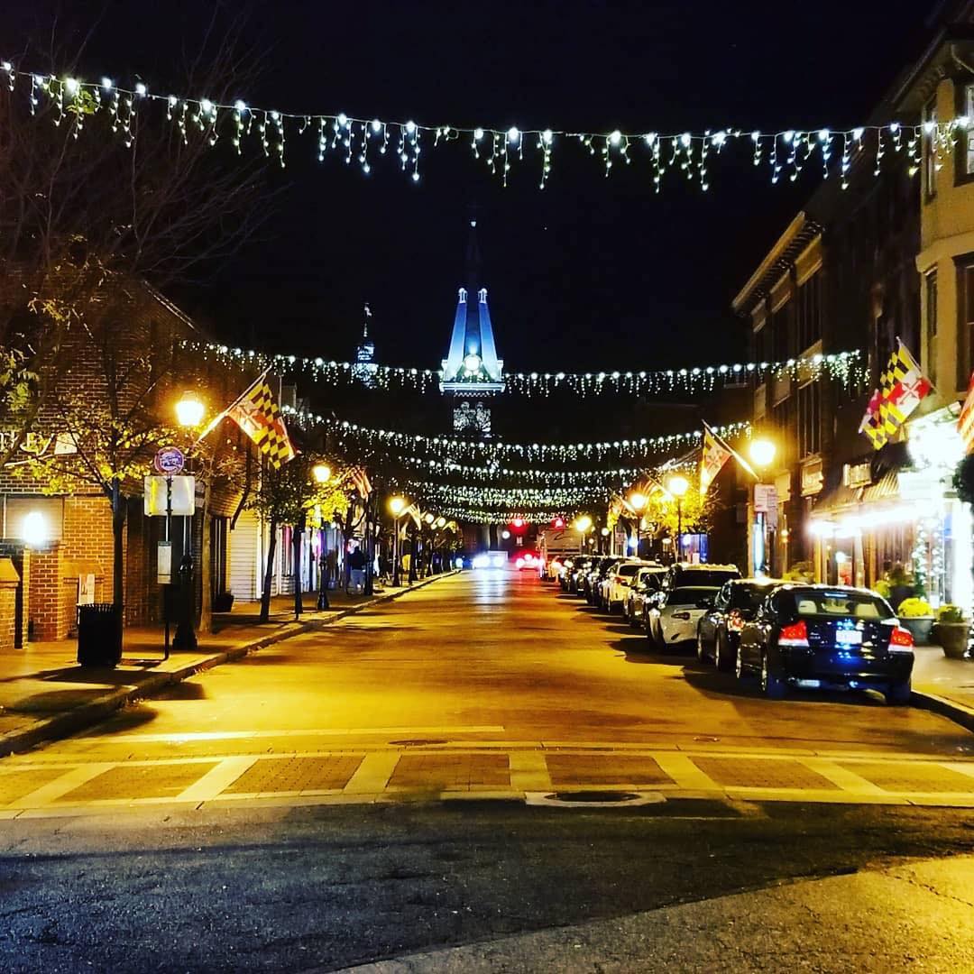 Magical #Annapolis ❤️ We think the city is the most beautiful this time of year! 

..
📷IG: therealbossross