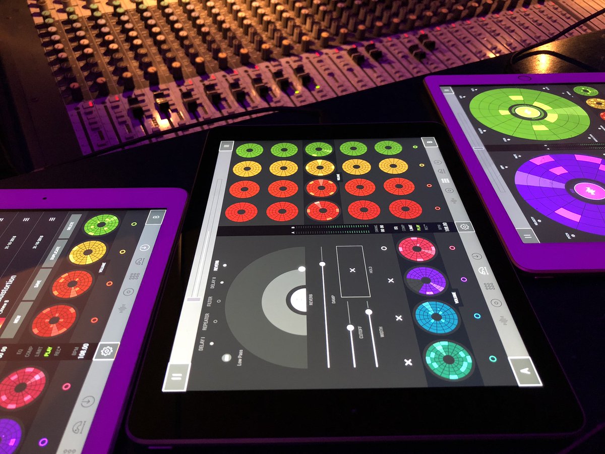Loopseque's tweet image. Loopseque 8.0.1 update. Another one Delay in Live Effects and some minor improvements in sequencer behavior. #loopseque8 #sequencer #sampler