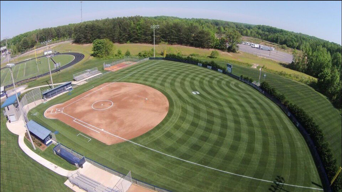 FieldExperts's tweet photo. Congrats to our 2018 βField of the Yearβ in the Schools and Parks Softball category, Blue Eagle Softball Complex at Clover School District (Clover, S.C.) and Lee Clinton, CSFM, Sports Turf Supervisor! @lcfangus @CloverEagles @BlueEagleAD #SportsTurf #FieldExperts https://t.co/YvvzkePNWT