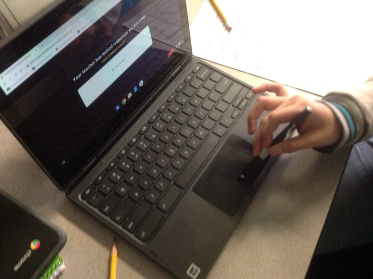MrsKoetsier's tweet photo. Students went on a #Website called @Peardeck they answered questions about #Friction #AirResistance #Forces #UnbalancedForces https://t.co/99CqGW3Jz8