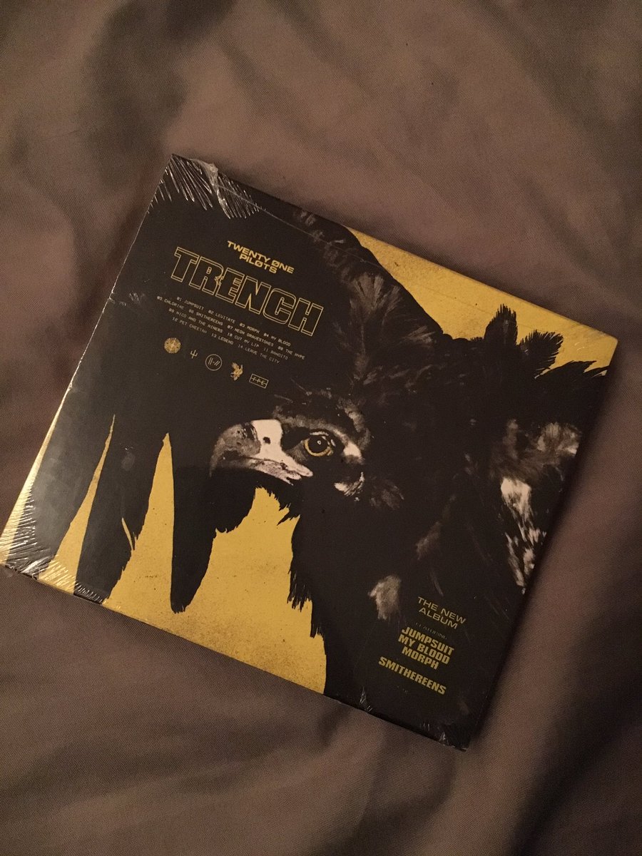 cuddlybaer11's tweet photo. Okay so a regular at work got me a copy of #trench since I was having a really bad month, but I already have it so he said I should do a #GIVEAWAY on twitter !!  

*RT TO ENTER*

*Dont have to follow me to win, just RT!*

*IDK HOW SHIPPING WORKS BUT OPEN TO INTERNATIONAL ENTRIES* https://t.co/rBAyPXubyo