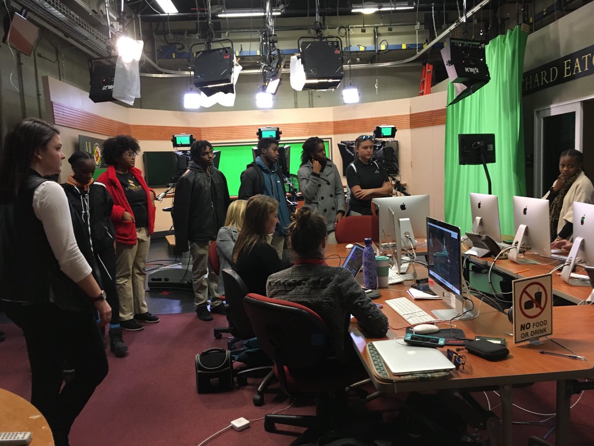 CPAProgramcoor1's tweet image. We were broadcast #journalists today! @presidentloh A HUGE thank you to Sue Kopen Katcef and the broadcast students who run CNS-TV for hosting us! @merrillcollege  @CNSmd Tune in via YouTube! @CPACommunity