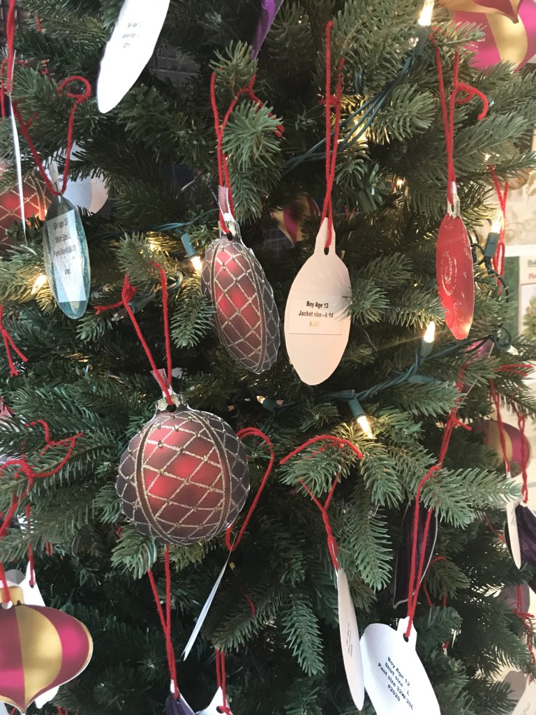 JBColeRN's tweet photo. Time to pick an ornament off the giving tree!  I get to shop for 2 Dolls and some learning games!  Yea!  #GivingTree @IU_HealthNorth https://t.co/urGz6PeUp9