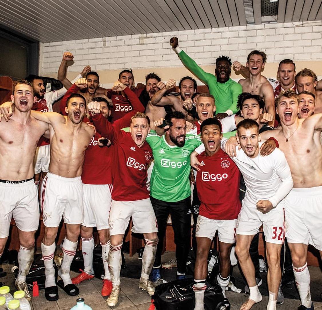 BlindDaley's tweet photo. Next Round!! ❌❌❌ TEAM!! #UCL https://t.co/SSxT5kfPEc