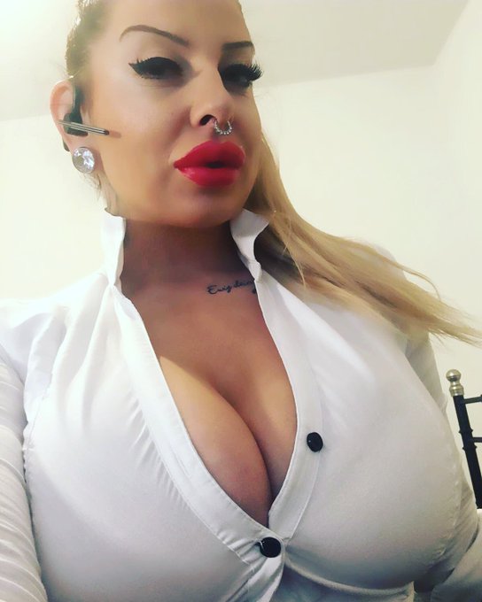 Heute um 23:00 Uhr LIVE FREE SHOW auf VisitX TV💋 #hothothot #love #business #outfit #outfitinspiration<a href="/tag/love"class="tags"><span>#love</span></a><a href="/tag/business"class="tags"><span>#business</span></a><a href="/tag/tattoo"class="tags"><span>#tattoo</span></a><a href="/tag/outfit"class="tags"><span>#outfit</span></a><a href="/tag/porn"class="tags"><span>#porn</span></a><a href="/tag/piercing"class="tags"><span>#piercing</span></a>