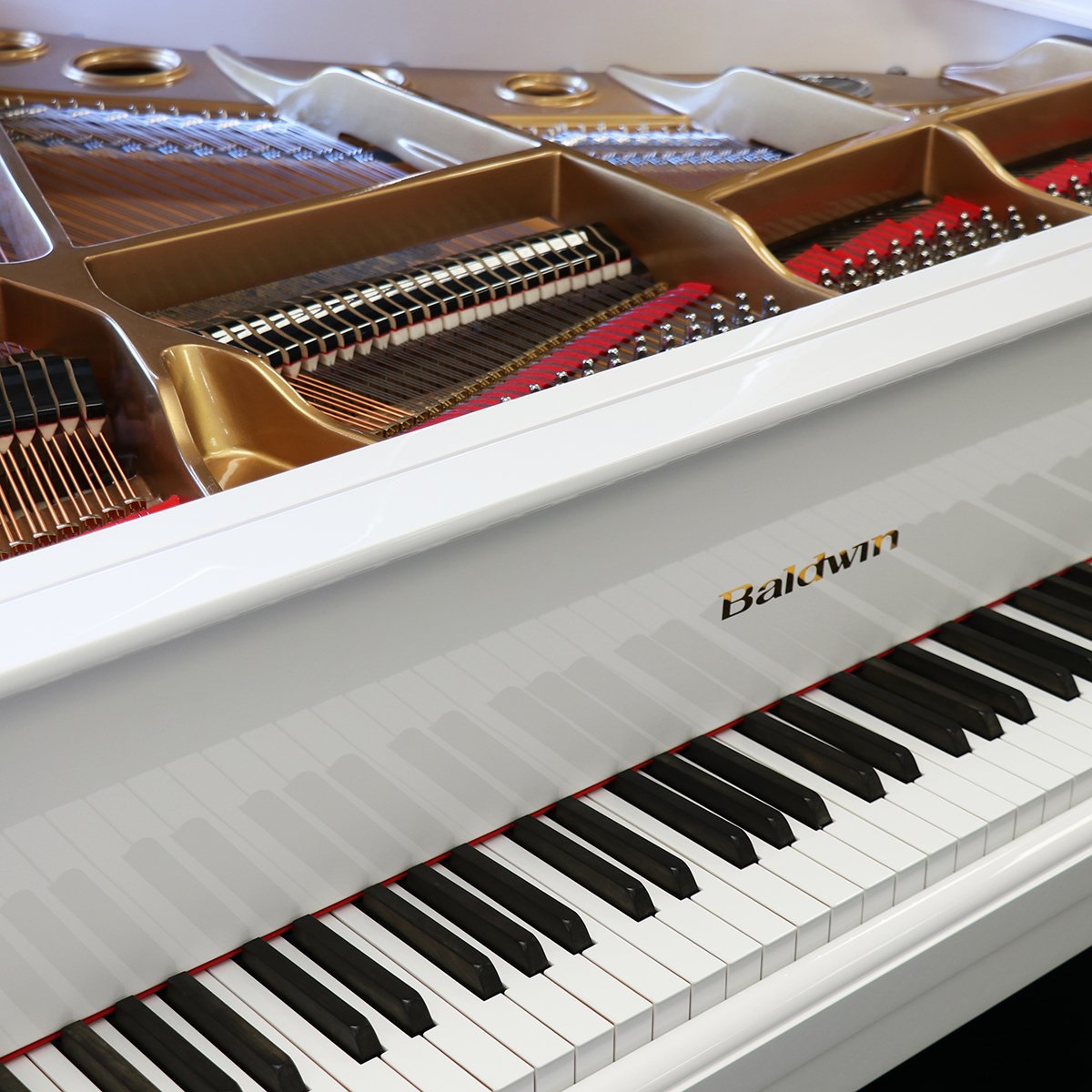 This glowing #Baldwin grand piano is as gleaming white as the snow outside today! Unlike fallen snow, a centerpiece like this stands out all year long in your home.

meyermusic.com/pianos