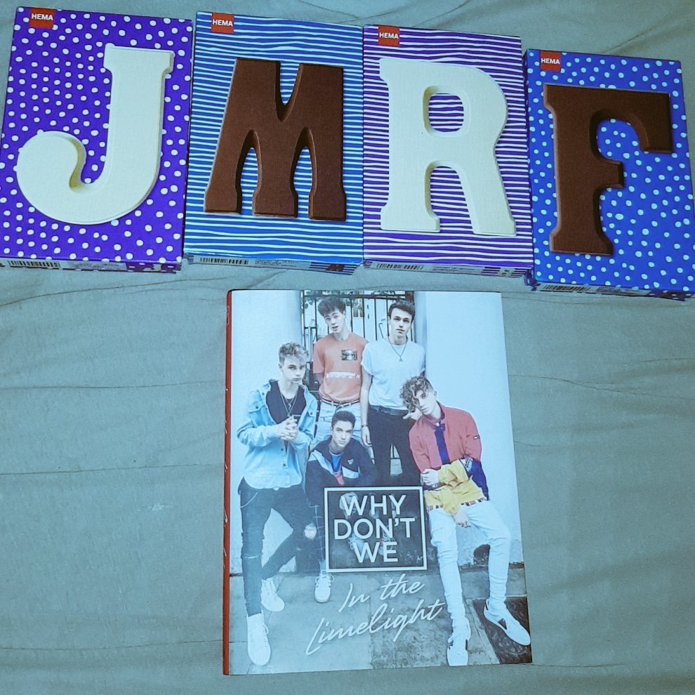 Two of my greatest friends gave me this as a birthday present 🌟 love u guys 
#JonahMaraisRothFrantzich @Rachel060302