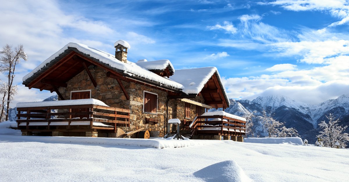 If you're thinking about buying that investment property, #winter may be the time to do it. Here's why:  ow.ly/Gwwh30mL4af  via <a href="/Roofstock/">Roofstock</a> #ShortTermRental #invest