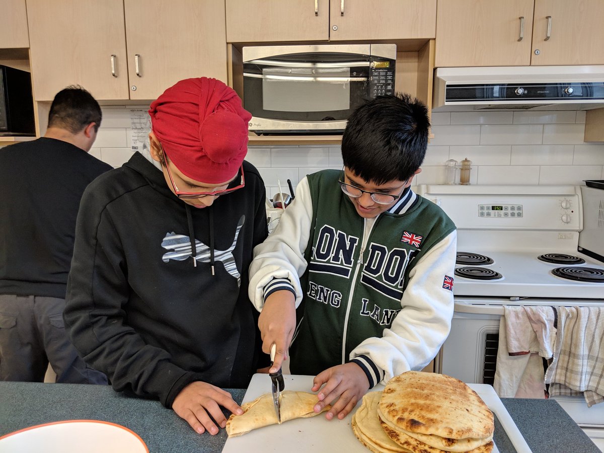 rtmsfrench's tweet photo. @COY_Peel Fractions and food. #multiplicationrules #feedyourfriends #foodandfactors https://t.co/LHnW1BR9co