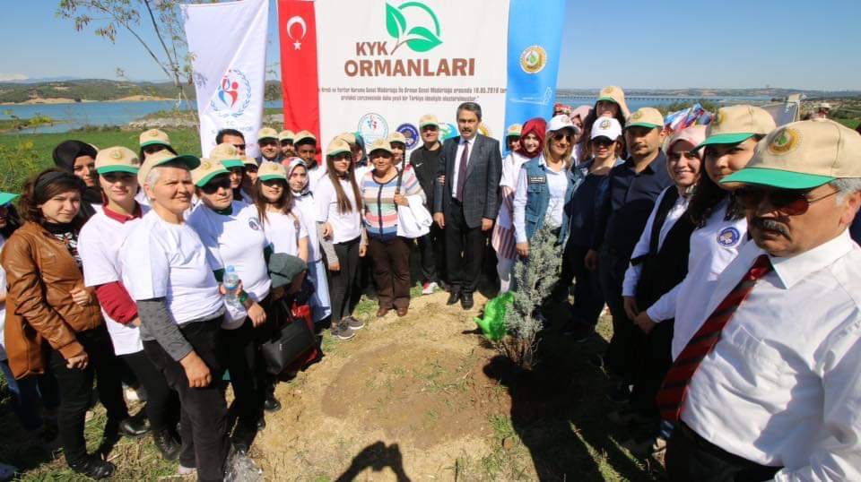 Çalışan, Proje üreten, Kaynaklarını doğru kullanan, Sosyal Ve Kültürel alanlarda Başarılı olan Syn <a href="/AbdlkerimARIKAN/">Abdülkerim ARIKAN</a> Seyhan’da en doğru tercih olacaktır. <a href="/RT_Erdogan/">rt_erdogan</a> <a href="/omerrcelik/">Ömer Çelik</a> <a href="/jsarieroglu/">Jülide Sarıeroğlu 🇹🇷</a> <a href="/erkankandemir/">Erkan Kandemir</a> <a href="/avfikretyeni/">Fikret Yeni 🇹🇷</a> <a href="/MSErdinc/">Mehmet Şükrü ERDİNÇ</a> <a href="/Tamer_Dagli/">Tamer Dağlı 🇹🇷</a> <a href="/mehmetozhaseki/">Mehmet Özhaseki</a> @ahmetzenbilci